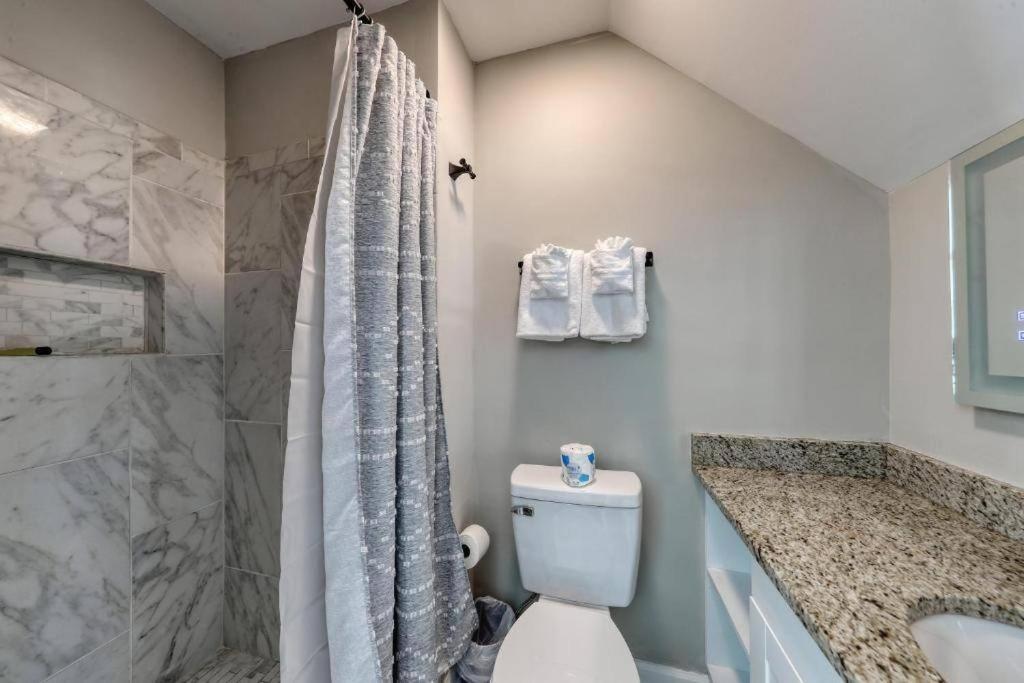 Apartamento Stylish Haven New Walk To The Ocean Smart Tvs Wifi Myrtle Beach Exterior foto